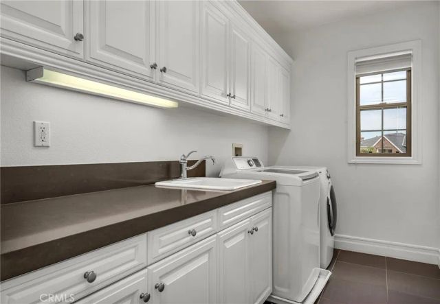 8001 Ocean Bluff, Los Angeles, CA 90045