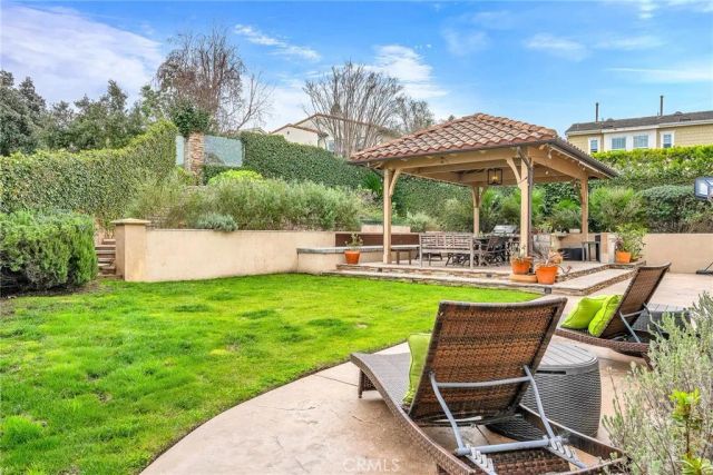 8001 Ocean Bluff, Los Angeles, CA 90045