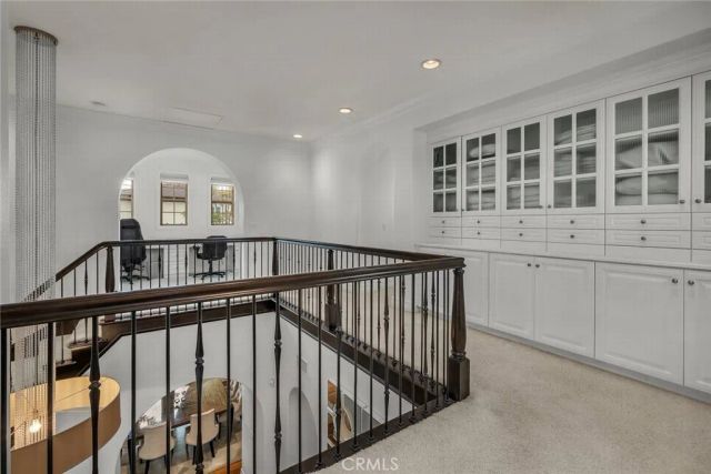 8001 Ocean Bluff, Los Angeles, CA 90045