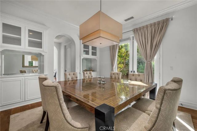 8001 Ocean Bluff, Los Angeles, CA 90045