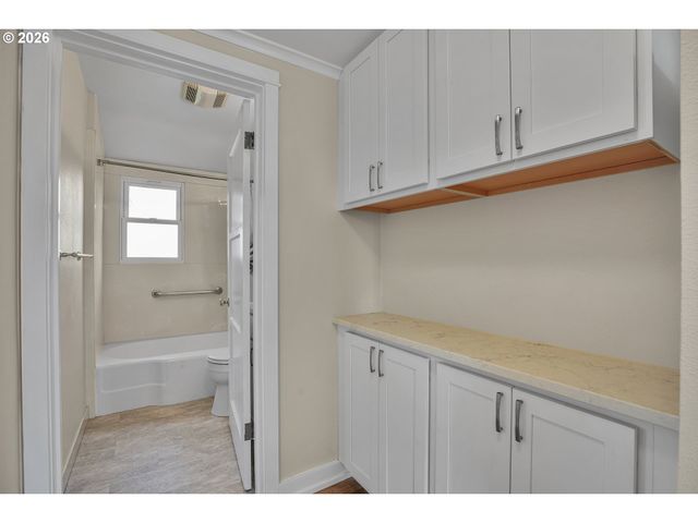 3645 Ne 116TH Ave, Portland, OR 97220