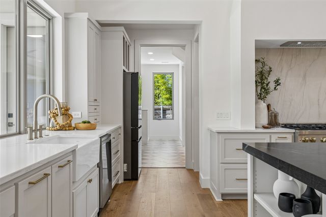 11131 Hillcrest Road, Dallas, TX 75230