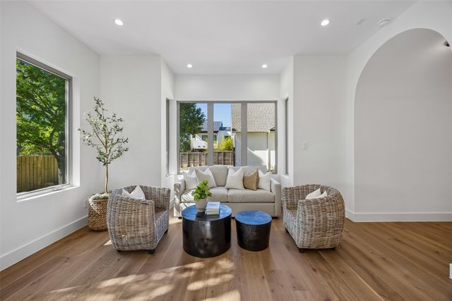 11131 Hillcrest Road, Dallas, TX 75230