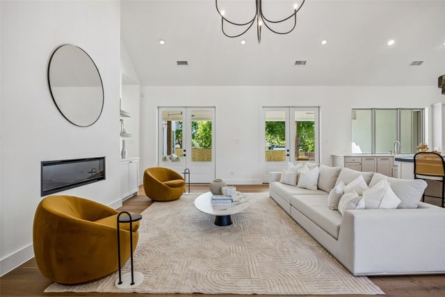 11131 Hillcrest Road, Dallas, TX 75230