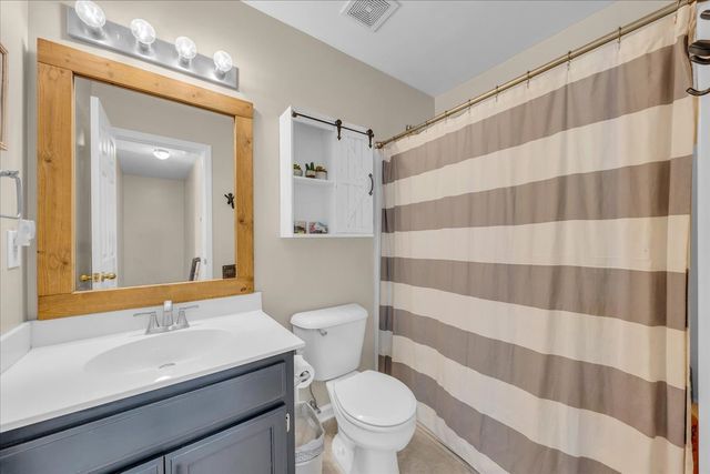 2704 Cash Ct, Thompsons Station, TN 37179