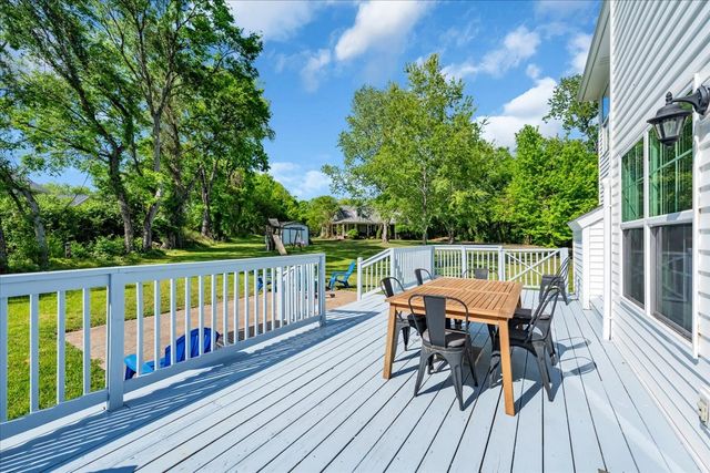 2704 Cash Ct, Thompsons Station, TN 37179