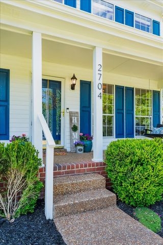 2704 Cash Ct, Thompsons Station, TN 37179