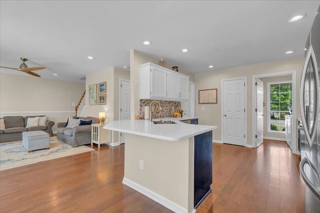 2704 Cash Ct, Thompsons Station, TN 37179