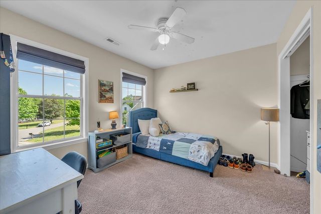 2704 Cash Ct, Thompsons Station, TN 37179