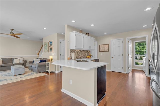 2704 Cash Ct, Thompsons Station, TN 37179