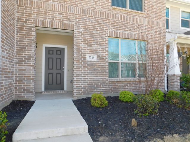 2229 Davenport Drive, Denton, TX 76207
