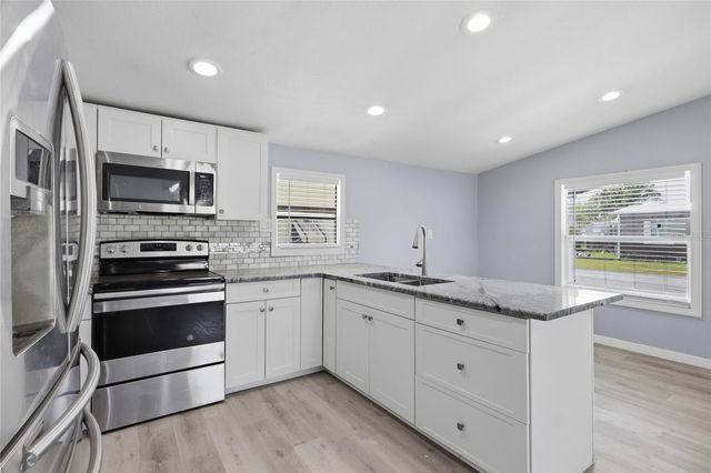 36131 ZINNIA STREET, Zephyrhills, FL 33541