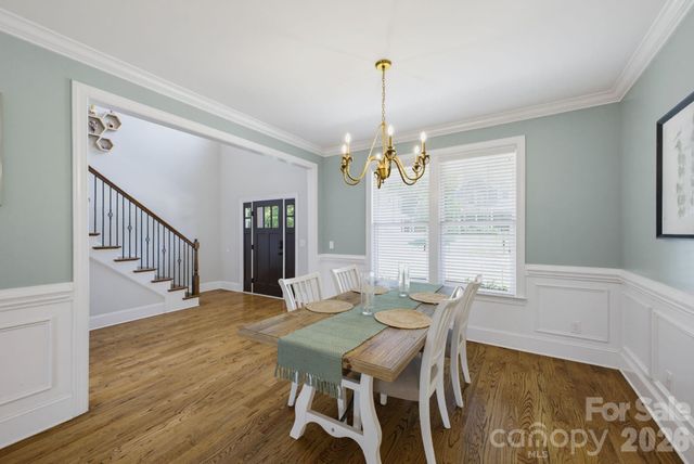 1210 39th Avenue NE, Hickory, NC 28601
