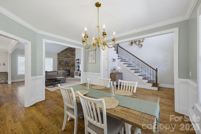 1210 39th Avenue NE, Hickory, NC 28601