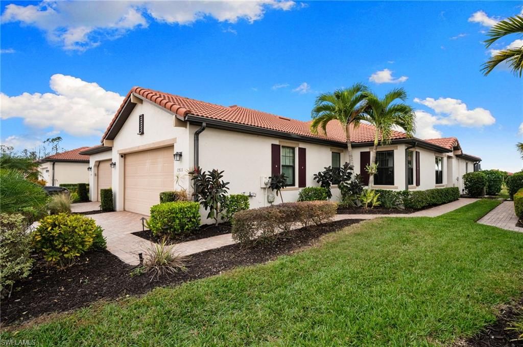 1511 Oceania DR S, NAPLES, FL 34113 — photo 2