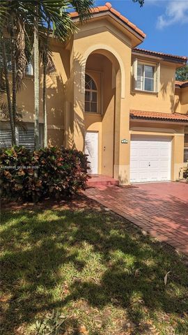 213 E Forest Oak Cir 213, Davie, FL 33325