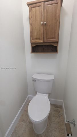 213 E Forest Oak Cir 213, Davie, FL 33325