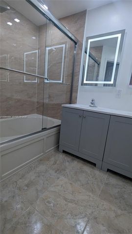 213 E Forest Oak Cir 213, Davie, FL 33325