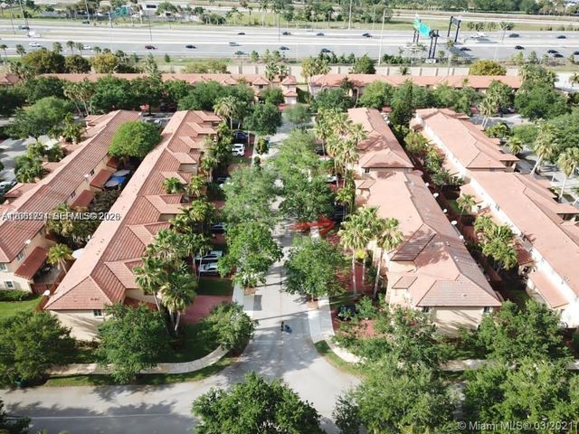 213 E Forest Oak Cir 213, Davie, FL 33325