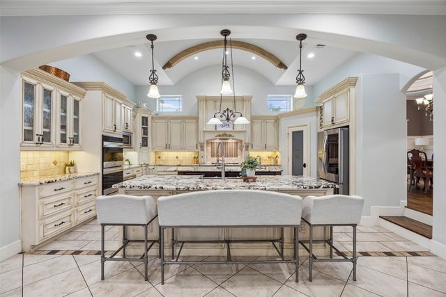 1908 Morningside Lane, Oak Leaf, TX 75154