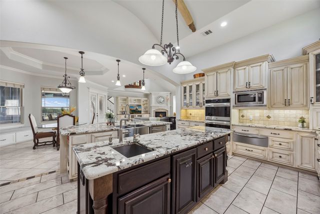 1908 Morningside Lane, Oak Leaf, TX 75154