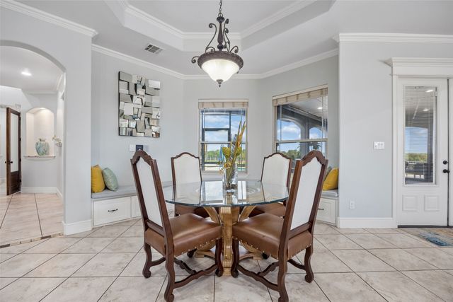 1908 Morningside Lane, Oak Leaf, TX 75154