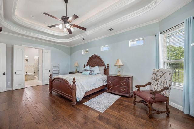 1908 Morningside Lane, Oak Leaf, TX 75154