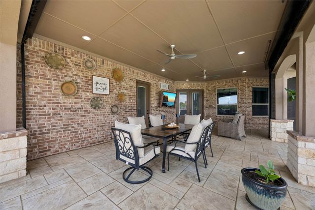 1908 Morningside Lane, Oak Leaf, TX 75154