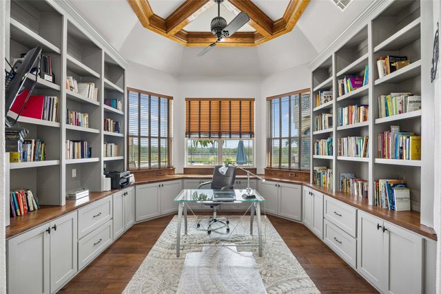 1908 Morningside Lane, Oak Leaf, TX 75154