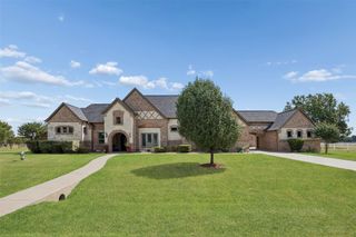1908 Morningside Lane, Oak Leaf, TX 75154
