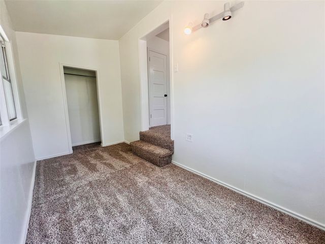 2101 Layton Avenue, Haltom City, TX 76117