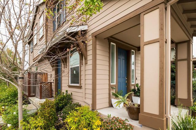 1201 Del Rancho Way, Petaluma, CA 94954