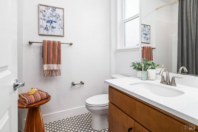 1201 Del Rancho Way, Petaluma, CA 94954