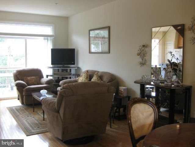 3926 BRYANT PARK CIR, Burtonsville, MD 20866