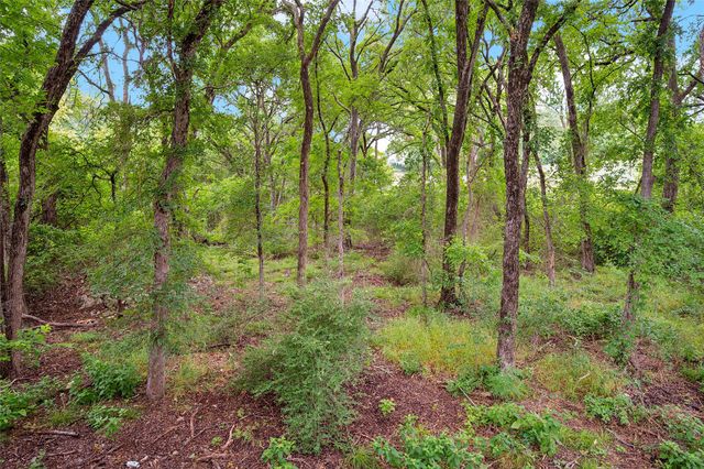 3501 Stone Creek Court, Fort Worth, TX 76137