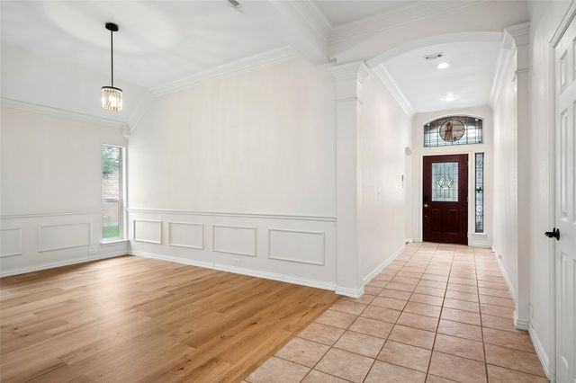 3501 Stone Creek Court, Fort Worth, TX 76137