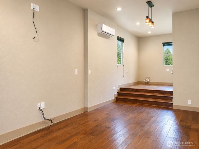 23119 110th Avenue E, Graham, WA 98338