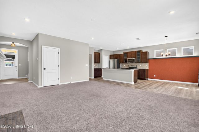 203 Stargaze Dr, Shepherdsville, KY 40165