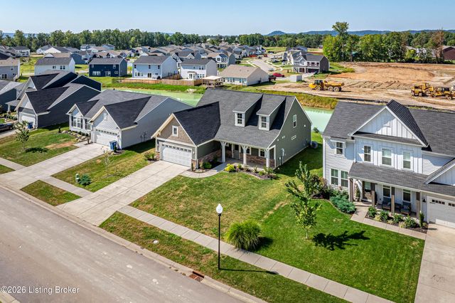 203 Stargaze Dr, Shepherdsville, KY 40165