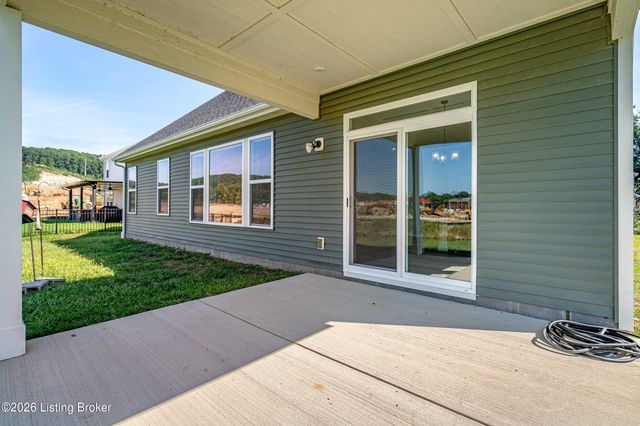 203 Stargaze Dr, Shepherdsville, KY 40165