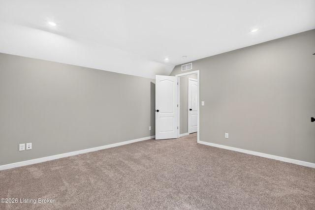 203 Stargaze Dr, Shepherdsville, KY 40165
