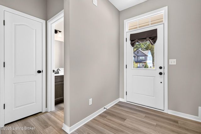 203 Stargaze Dr, Shepherdsville, KY 40165