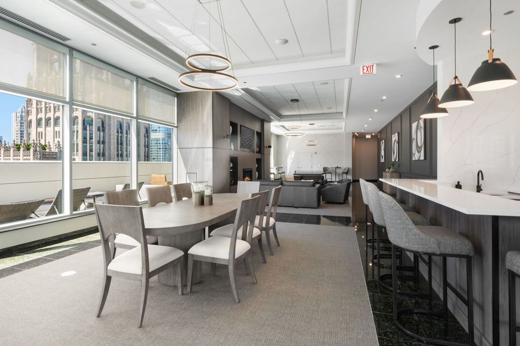 Image 20 of property listing at 160 E Illinois Street 1002, Chicago, IL 60611