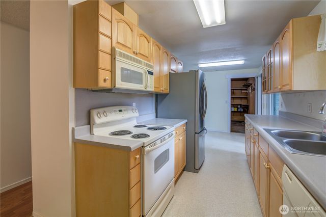 3135 78th Avenue SE, Olympia, WA 98501