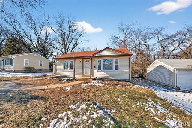 2506 Shannonaire Drive, St Louis, MO 63136