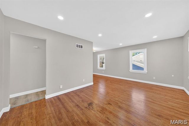 2506 Shannonaire Drive, St Louis, MO 63136