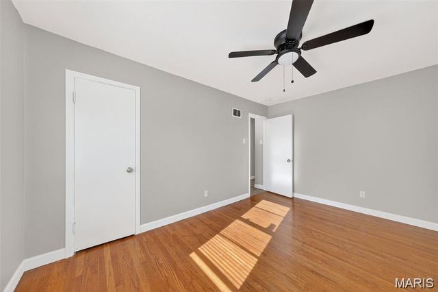 2506 Shannonaire Drive, St Louis, MO 63136