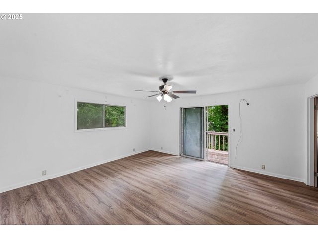 67118 W WESTVIEW Rd, North Bend, OR 97459