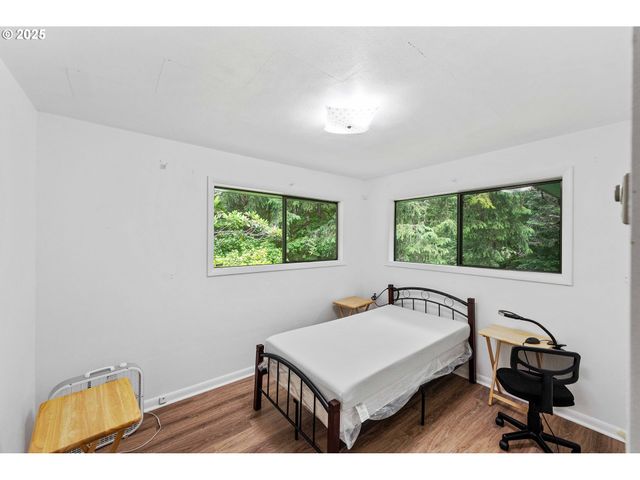 67118 W WESTVIEW Rd, North Bend, OR 97459