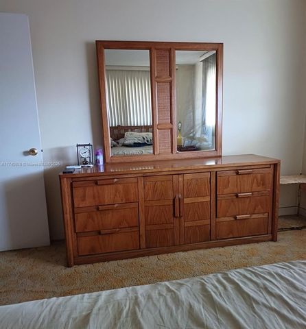 17090 NE 14th Ave 314, Miami, FL 33162